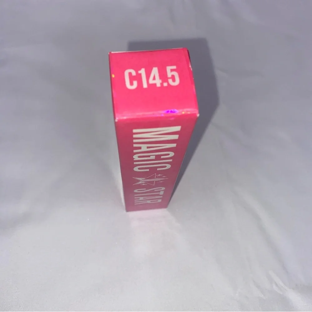 NWT NIB Jeffree Star Liquid Concealer Shade C14.5